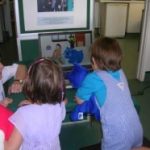 Children using Blue dog CD Rom